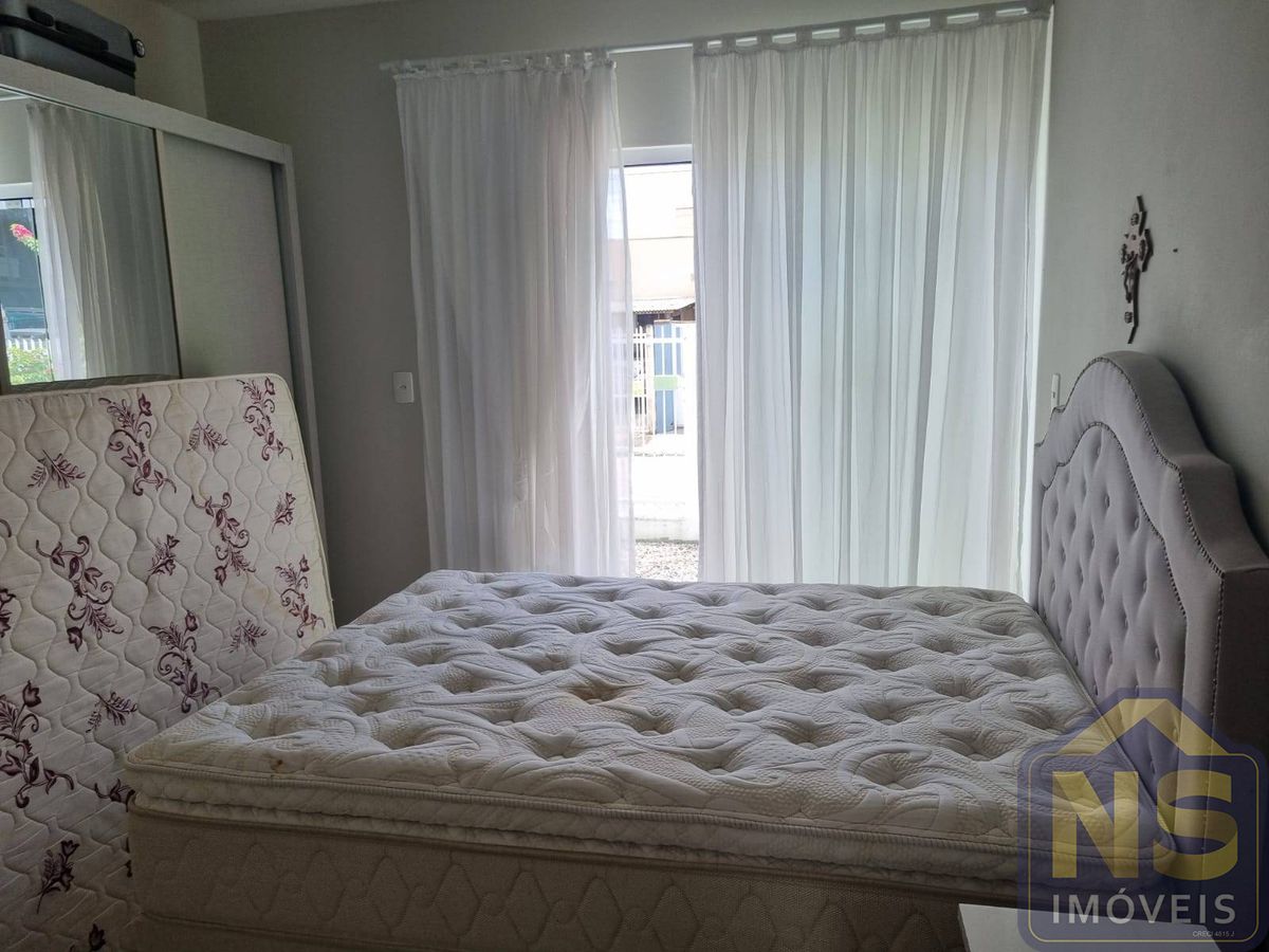 Casa de 2 quartos, 75m² no bairro Santa Regina, em Itajaí | Eu Corretor