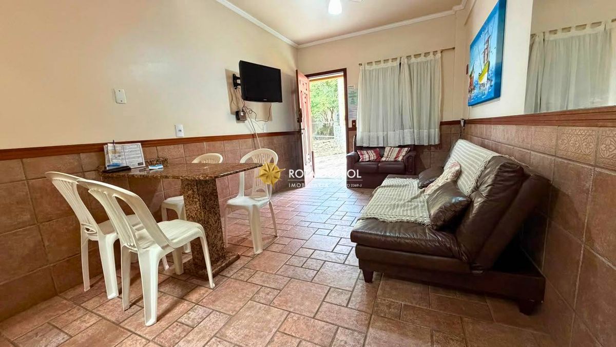 Duplex Mobiliado 2 Suítes à Venda Praia Centro Bombinhas SC - 3