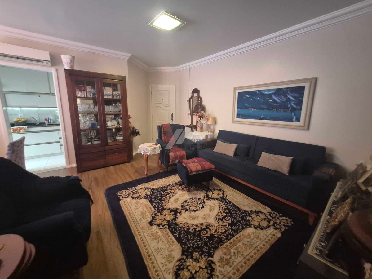 Apartamento de 3 dormitorios para venda no itacorubi