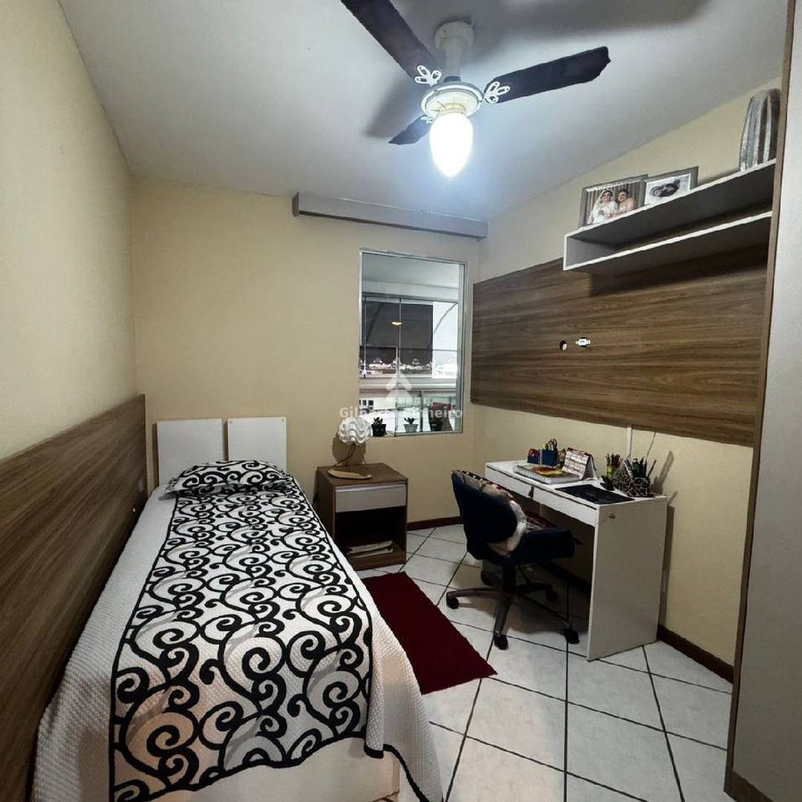 Apartamento à Venda no Centro de Guarapari com 3 Quartos