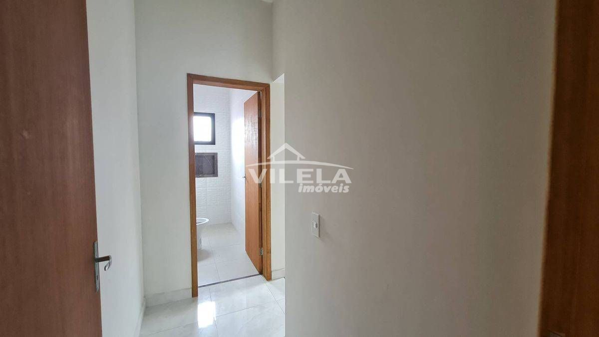 Casa Moderna com 3 Dormitórios-Ótima Localização no Bairro Morro do Algodão -Caraguatatuba-Sp!!!