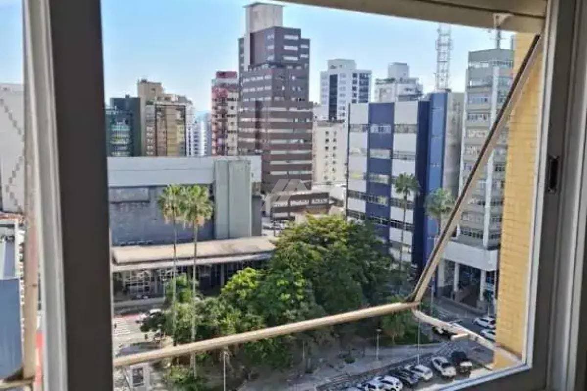 Apartamento 4 dormitórios suite venda Centro Florianópolis