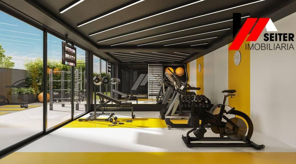 Apartamento a venda de 2 domitorios com suite no centro de Florianopolis