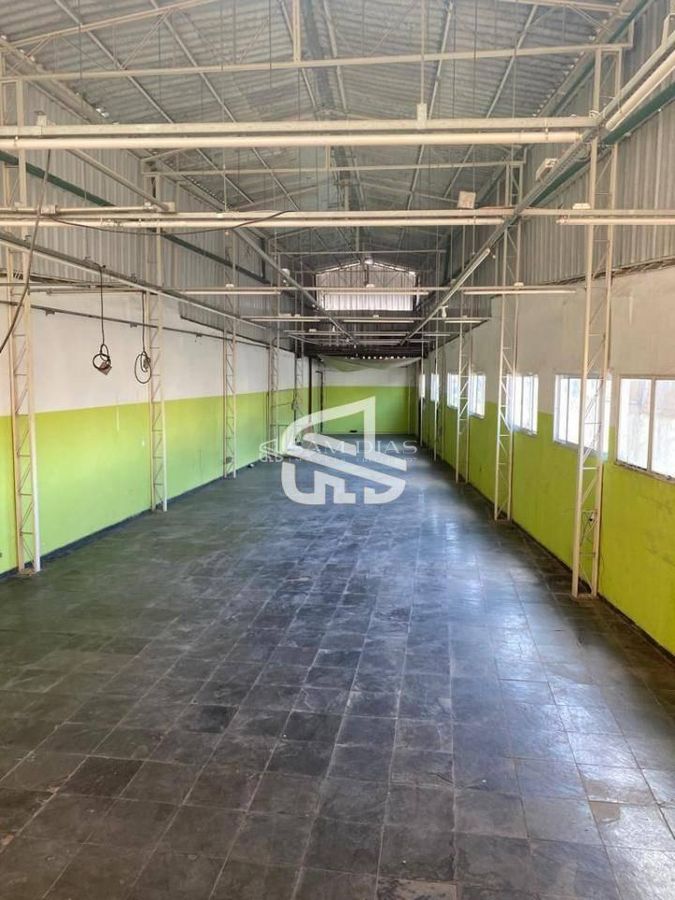 Loja-Salão, 1095 m² - Foto 1