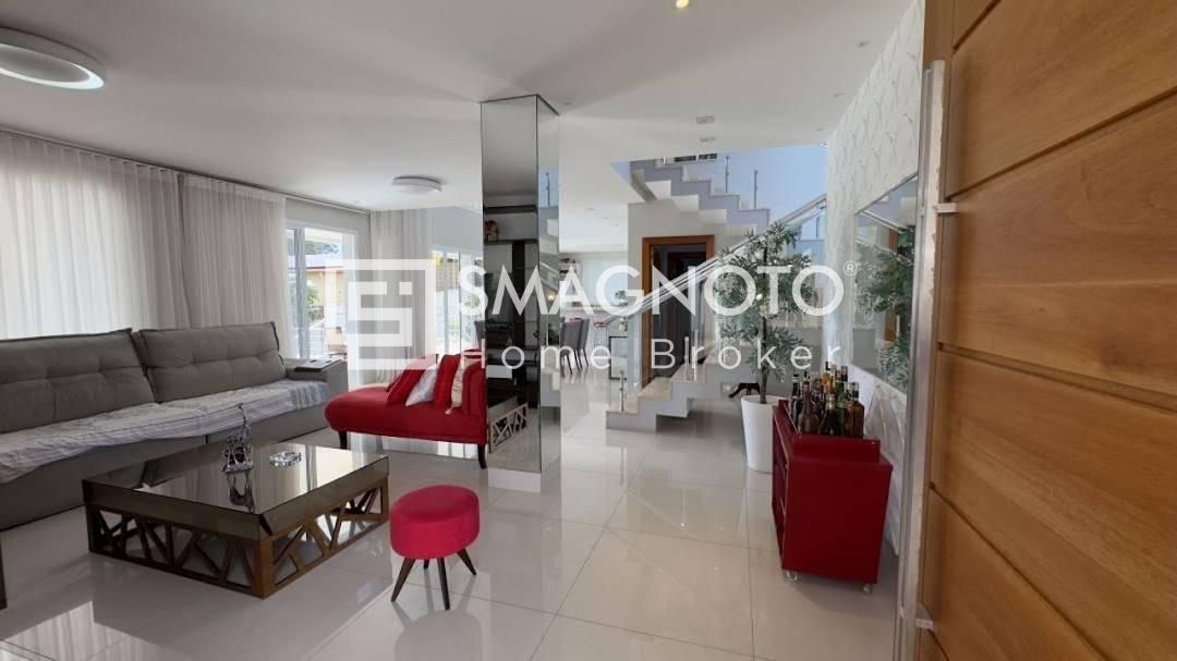 Sobrado com 4 dormitórios à venda, 699 m² por R$ 2.100.000,00 - Colinas do Piracicaba (Ártemis) - Piracicaba/SP