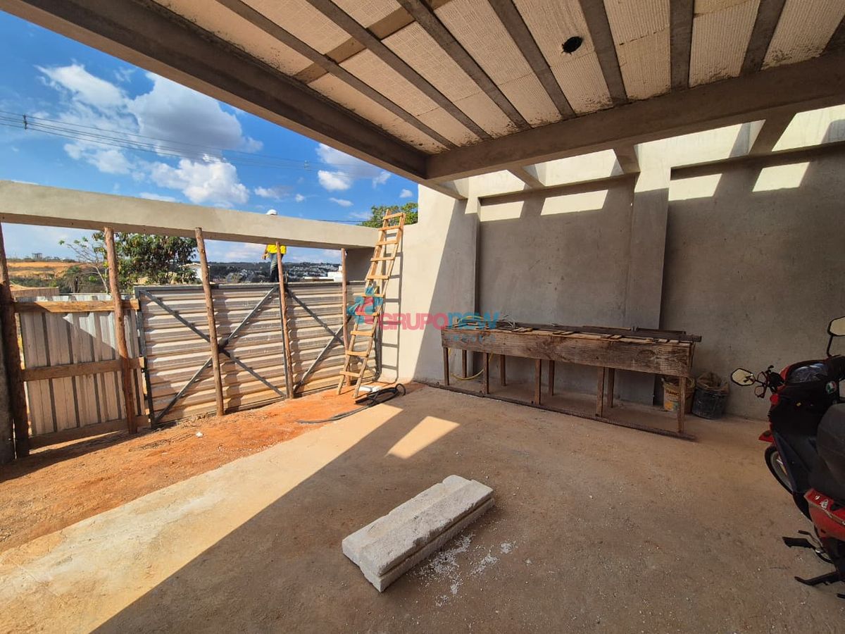 Casa com 3 quartos à Venda, Bela Emília - Lagoa Santa