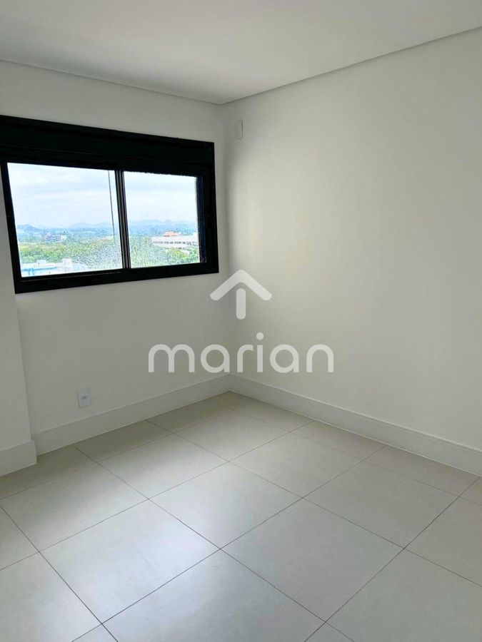 Apartamento Vista Mar a 100M da Praia com 3 Quartos, Centro - Balneário Piçarras