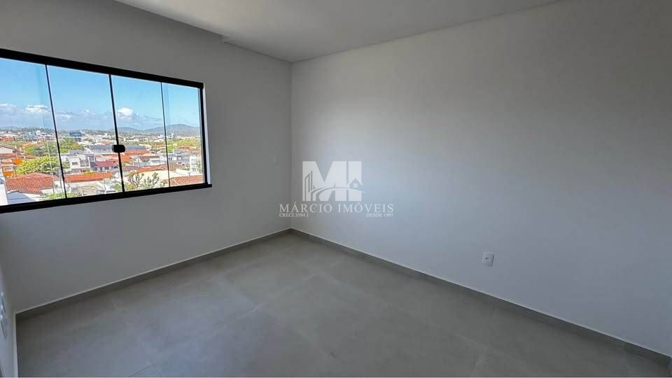Apartamento com arquitetura moderna- centro- barra velha/sc.