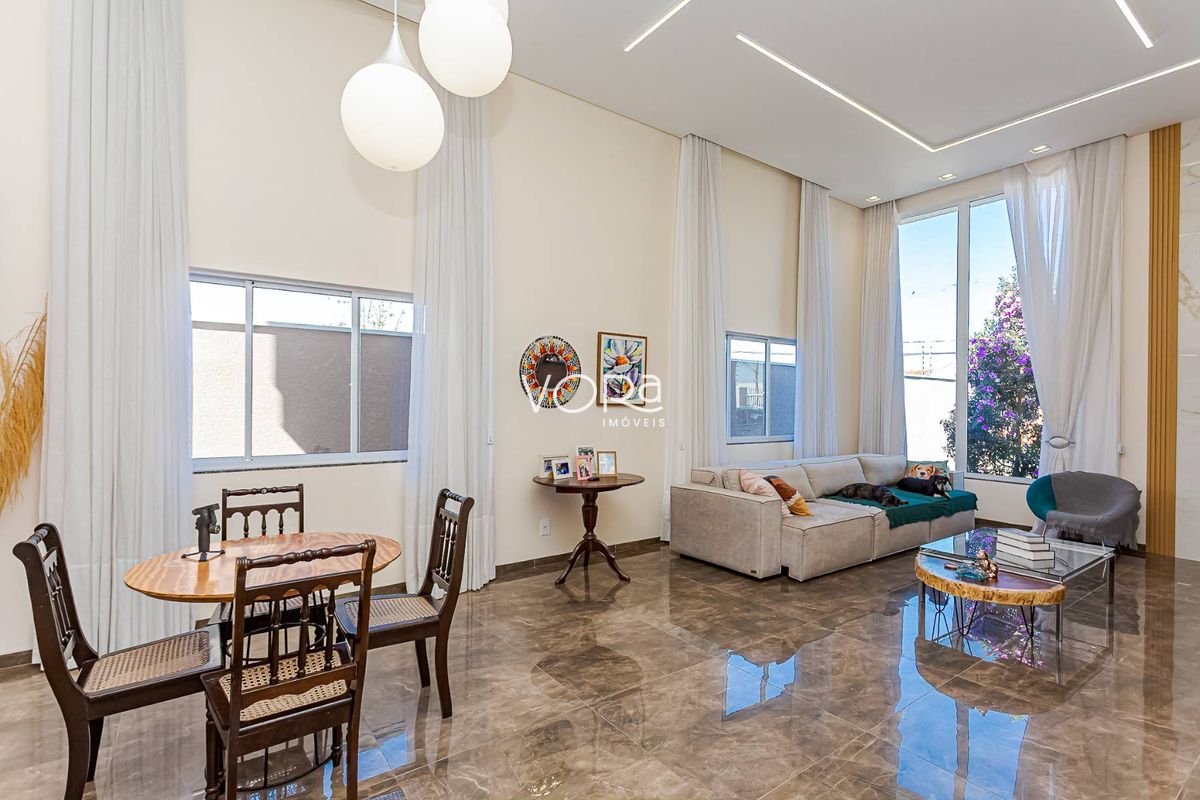 Casa, 3 quartos, 220 m² - Foto 54