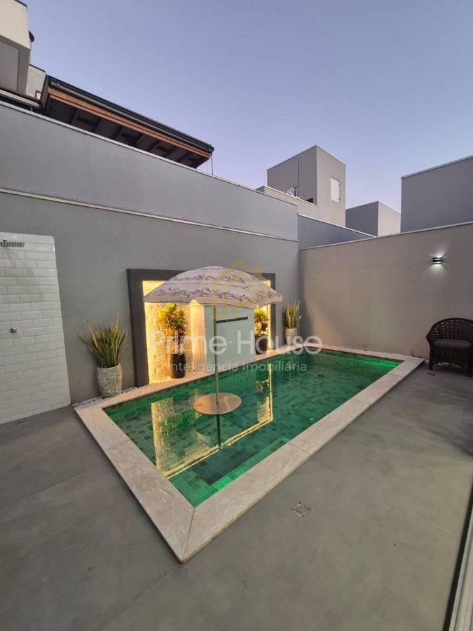 Vende-se Casa Semi Mobiliada em Condomínio Belvedere II