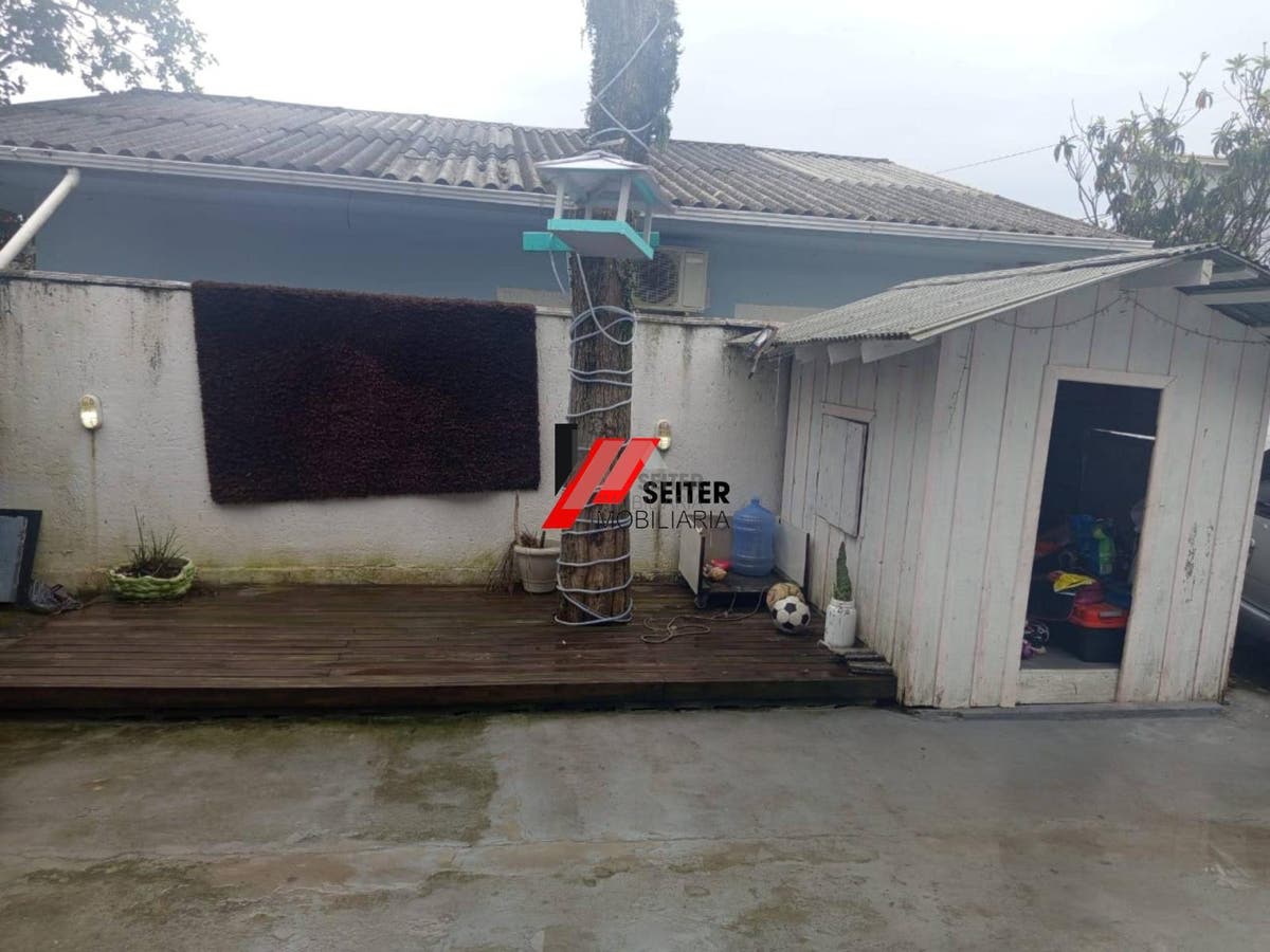 Casa à venda no Rio vermelho