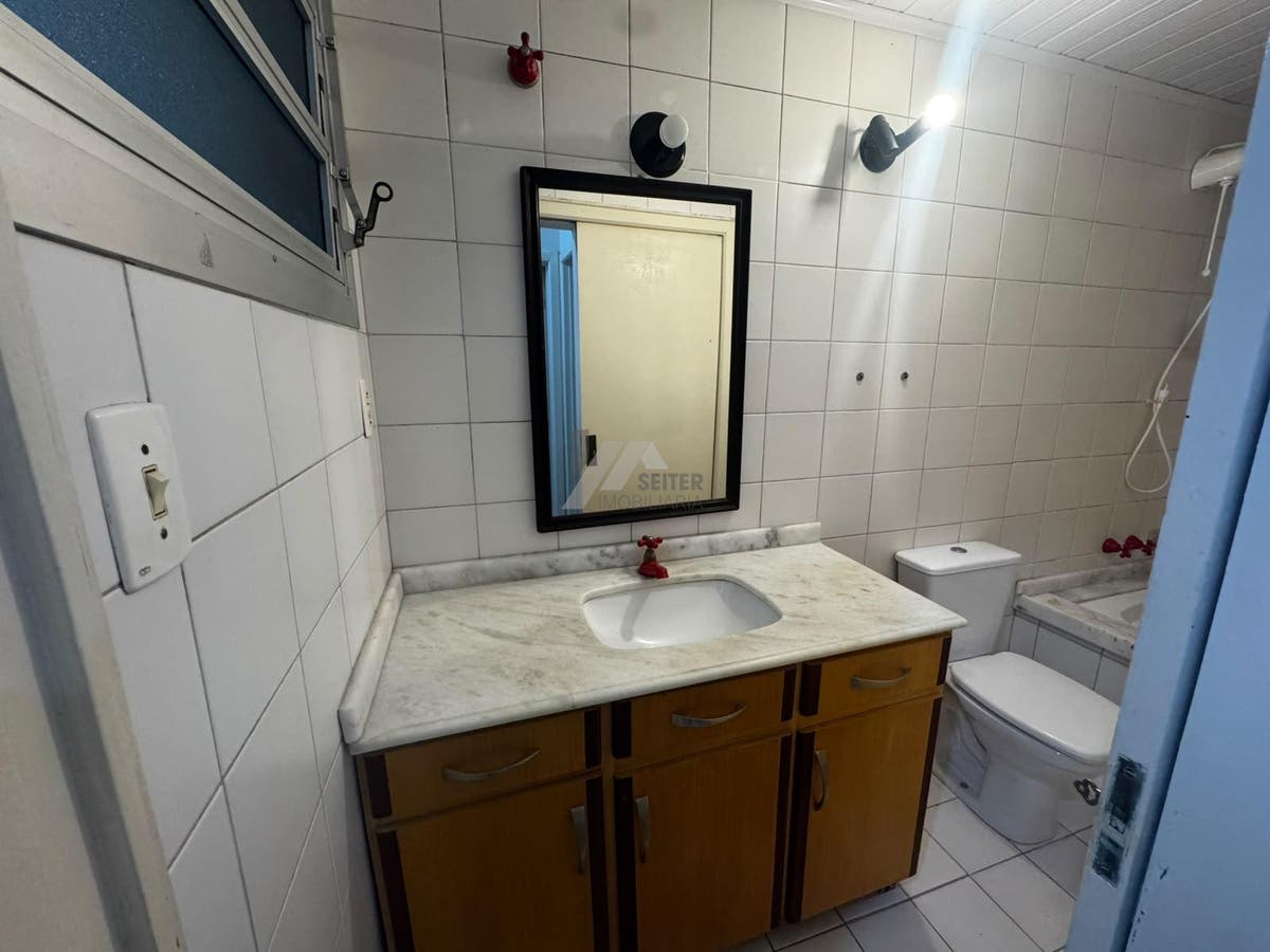Apartamento 2 dormitórios na Trindade