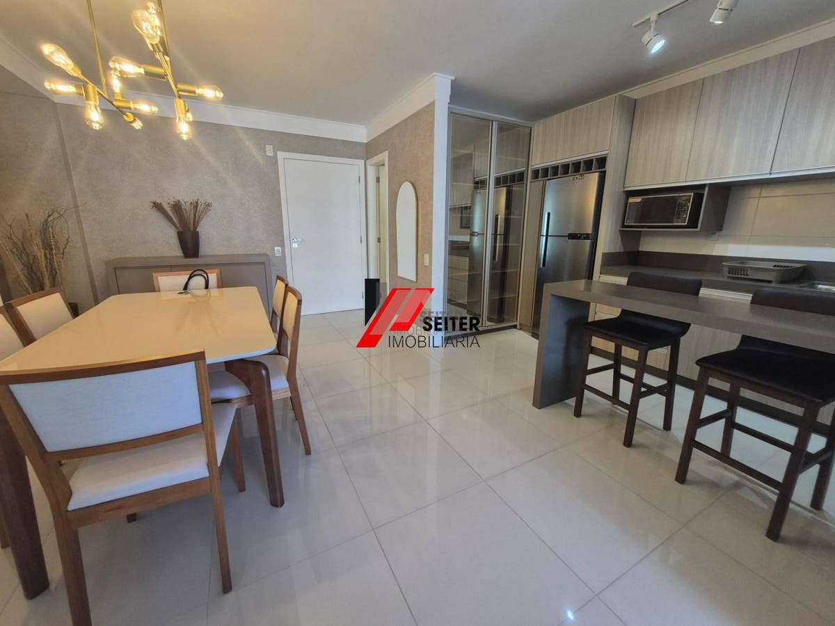 Apartamento de 2 quartos para alugar na Agronômica florianópolis