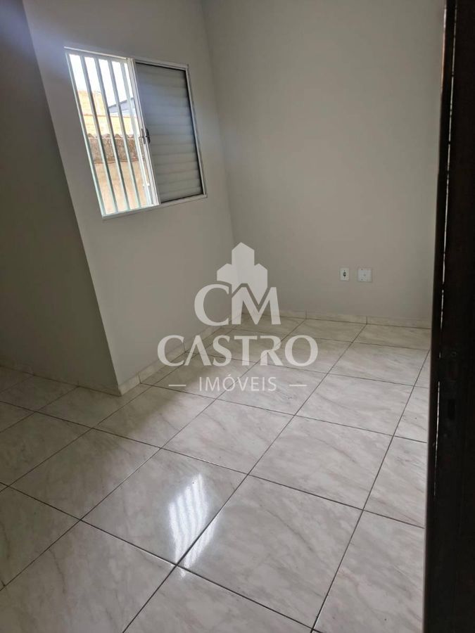 Sobrado 2 quartos em Parque Guaianazes, São Paulo. Padrão simples e funcional. 65m²
