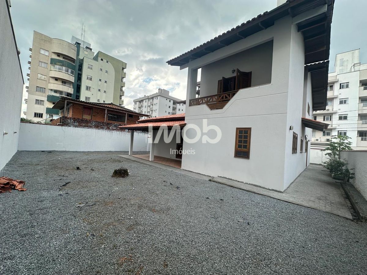 Casa com suíte master + 4 quartos, centro - foto 6
