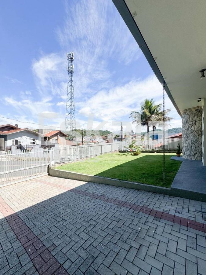 Casa Com 02 Suítes + 01 Dormitório Tifa Martins - Jaraguá Do Sul