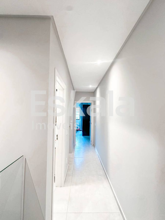 Casa geminada semimobiliada com 03 dormitórios beira rio - guaramirim