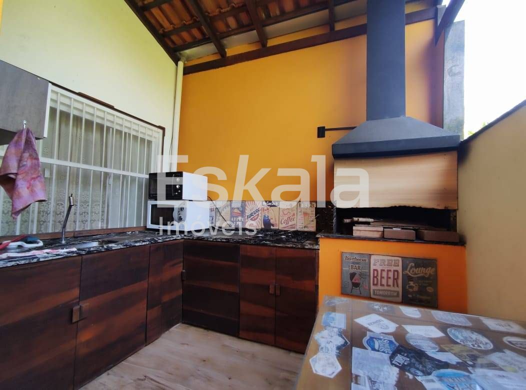 Casa semi-mobiliada com 01 suíte + 01 quarto ilha da figueira - guaramirim