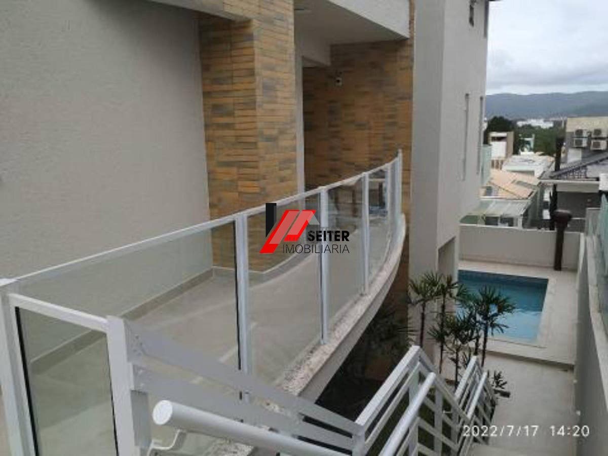Casa a venda no bairro João Paulo com 4 dormitórios