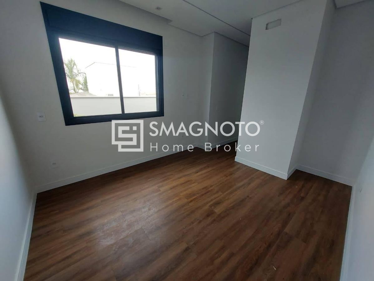 Sobrado com 3 dormitórios à venda, 260 m² por R$ 2.250.000,00 - Santa Rosa - Piracicaba/SP