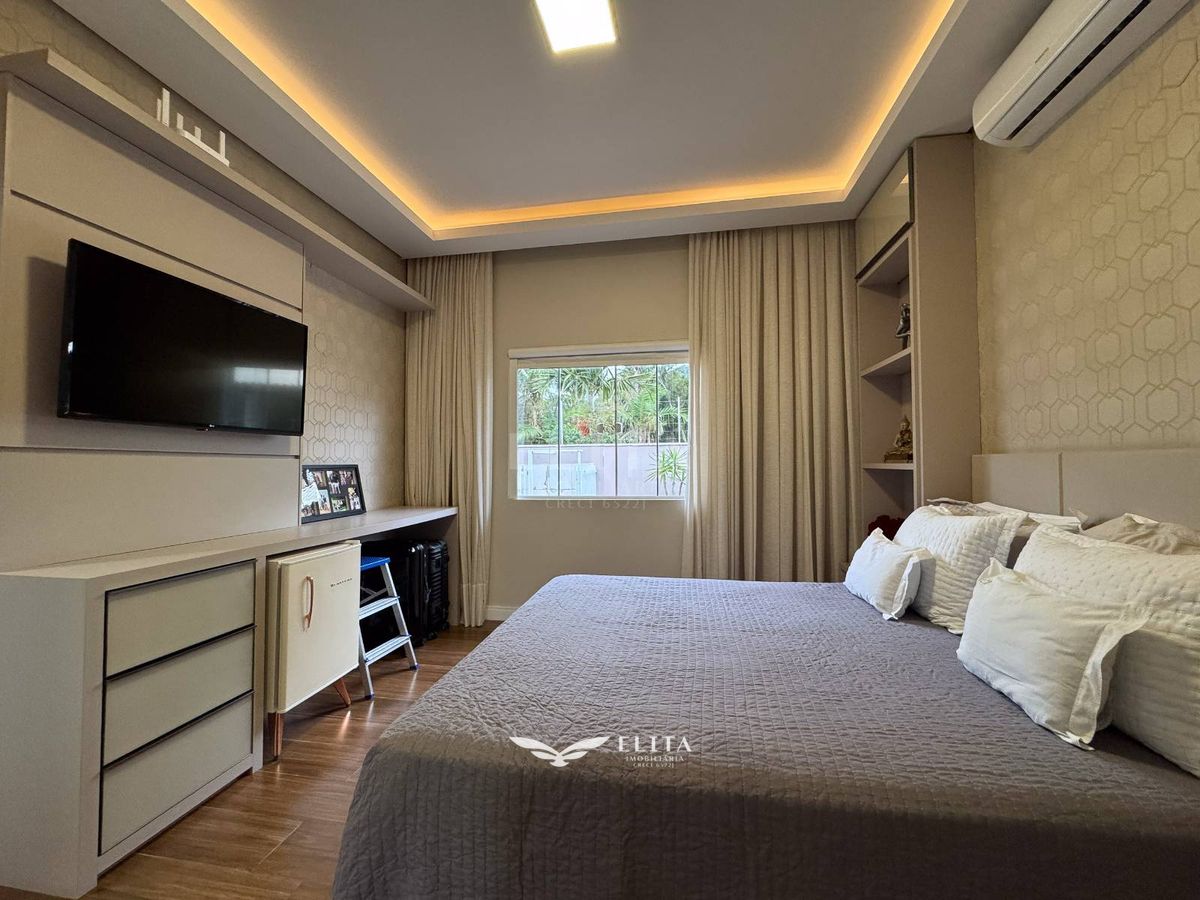 Chácara, 5 quartos, 345 m² - Foto 32