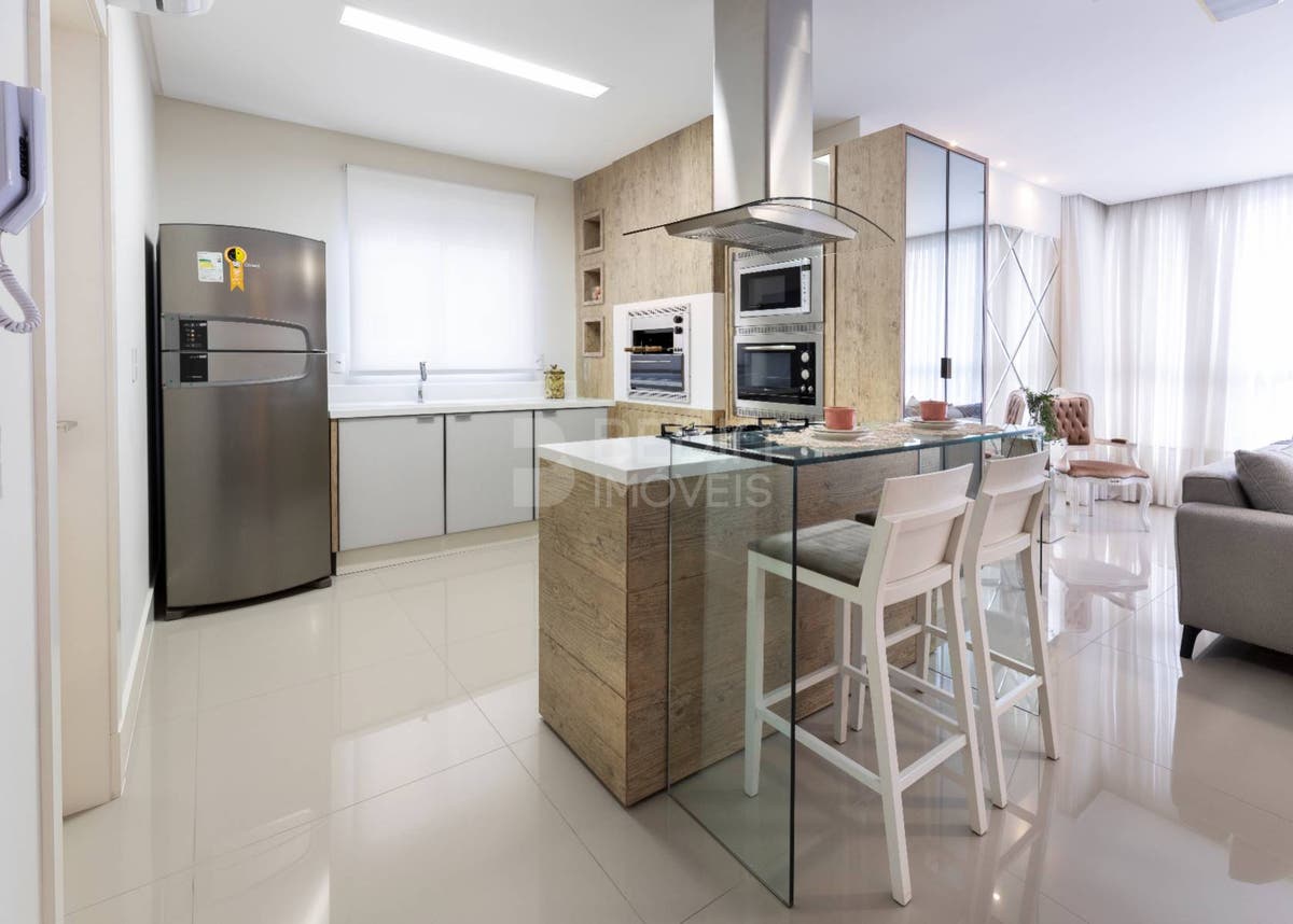 Apartamento de 3 quartos, 128m² no bairro Centro, em Balneário Camboriú | Eu Corretor