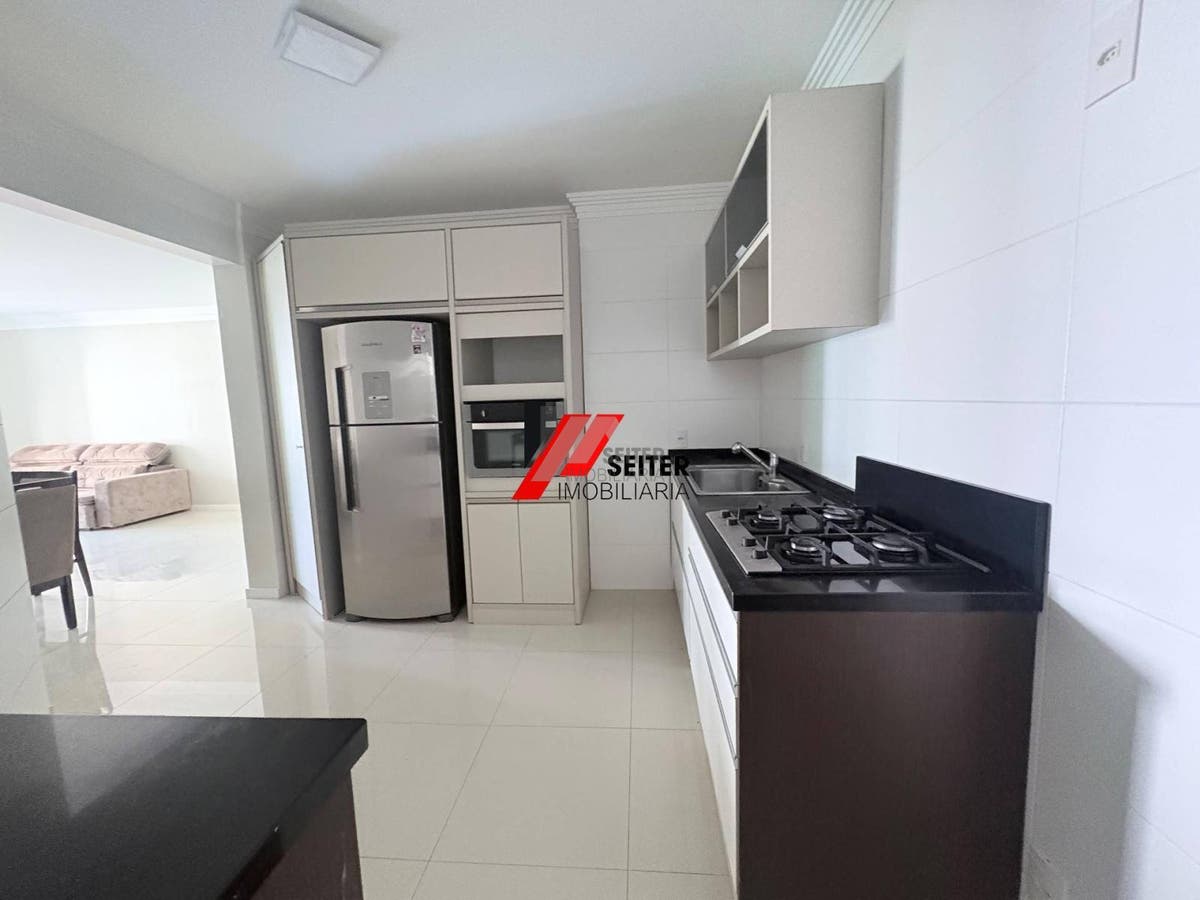 Apartamento de 4 dormitorios com suite para alugar Tom Jobim Itacorubi