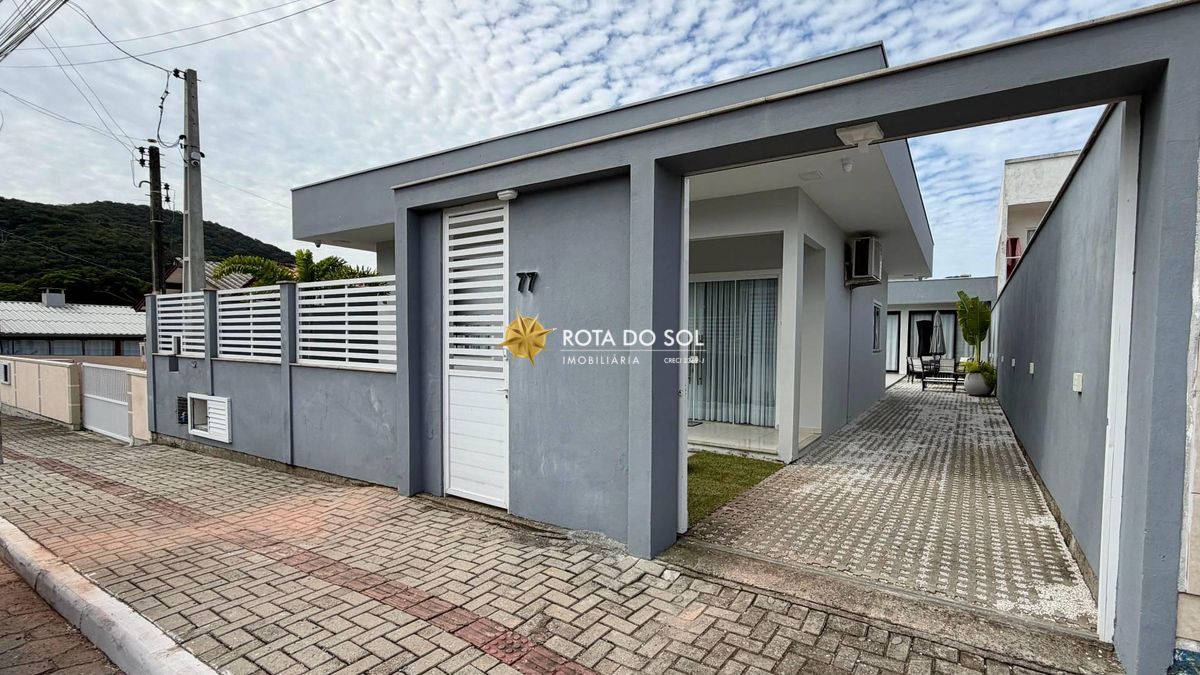 Casa com piscina á venda Praia Zimbros Bombinhas - 2