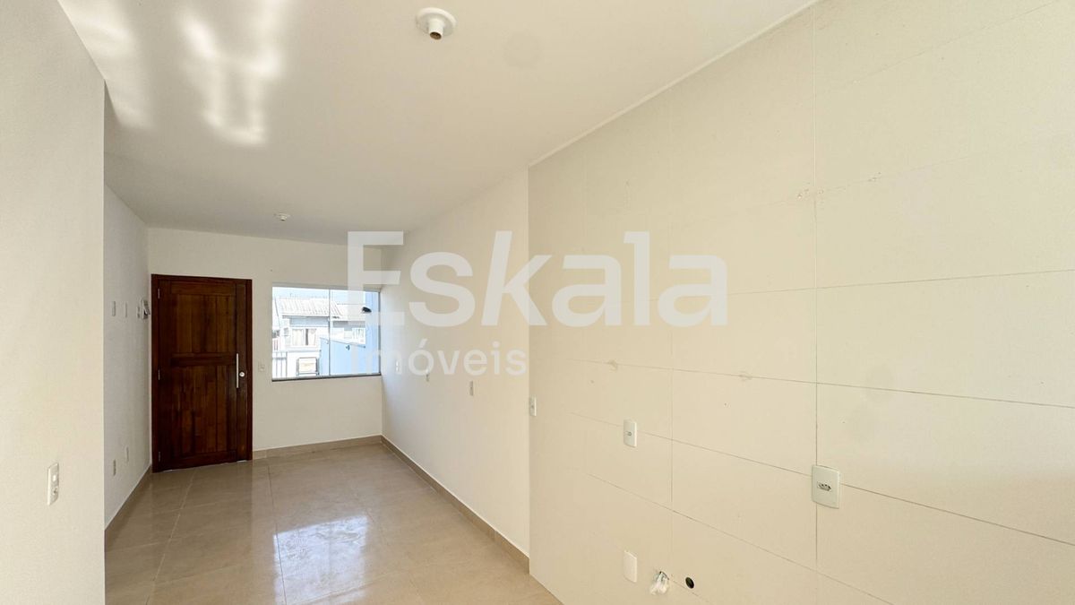 Casa, 2 quartos, 49 m² - Foto 2