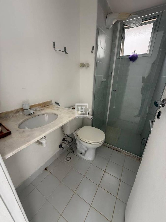 Apartamento com 3 quartos para Locação, Buraquinho - Lauro de Freitas