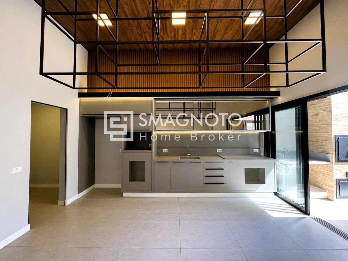 Casa com 3 dormitórios à venda, 130 m² por R$ 950.000,00 - Água Branca - Piracicaba/SP