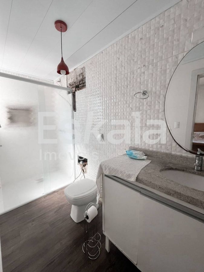 Apartamento semi-mobiliado com 01 suíte + 02 dormitórios centro - jaraguá do sul