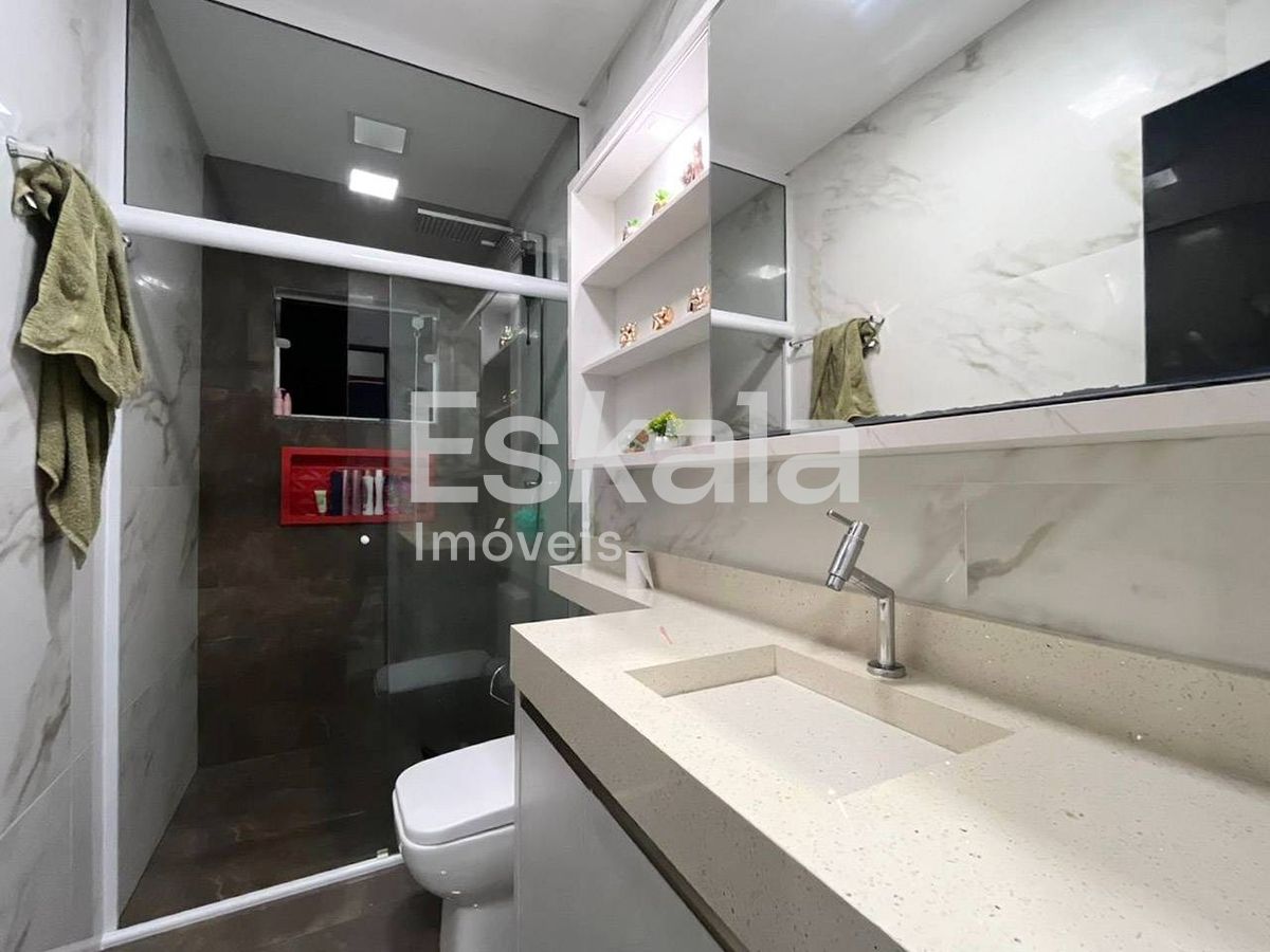 Casa Semimobiliada Com 01 Suíte + 02 Quartos Barro Branco - Guaramirim