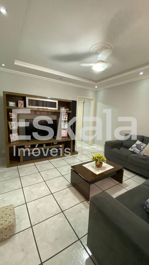 Casa Mobiliada Com 01 suíte + 03 Quartos Czerniewicz - Jaraguá Do Sul