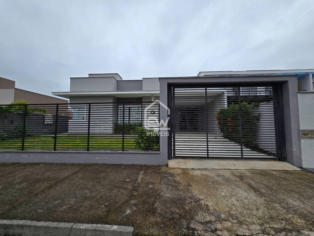 Casa, 3 quartos, 330 m² - Foto 1
