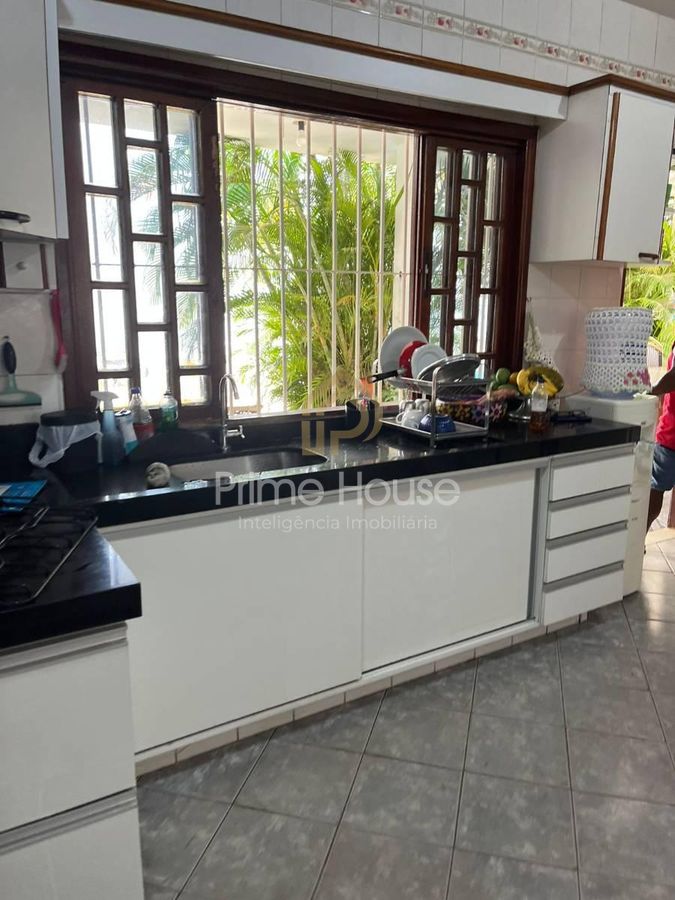 Aluga-se/ Vende-se Casa no Bairro Jardim das Américas