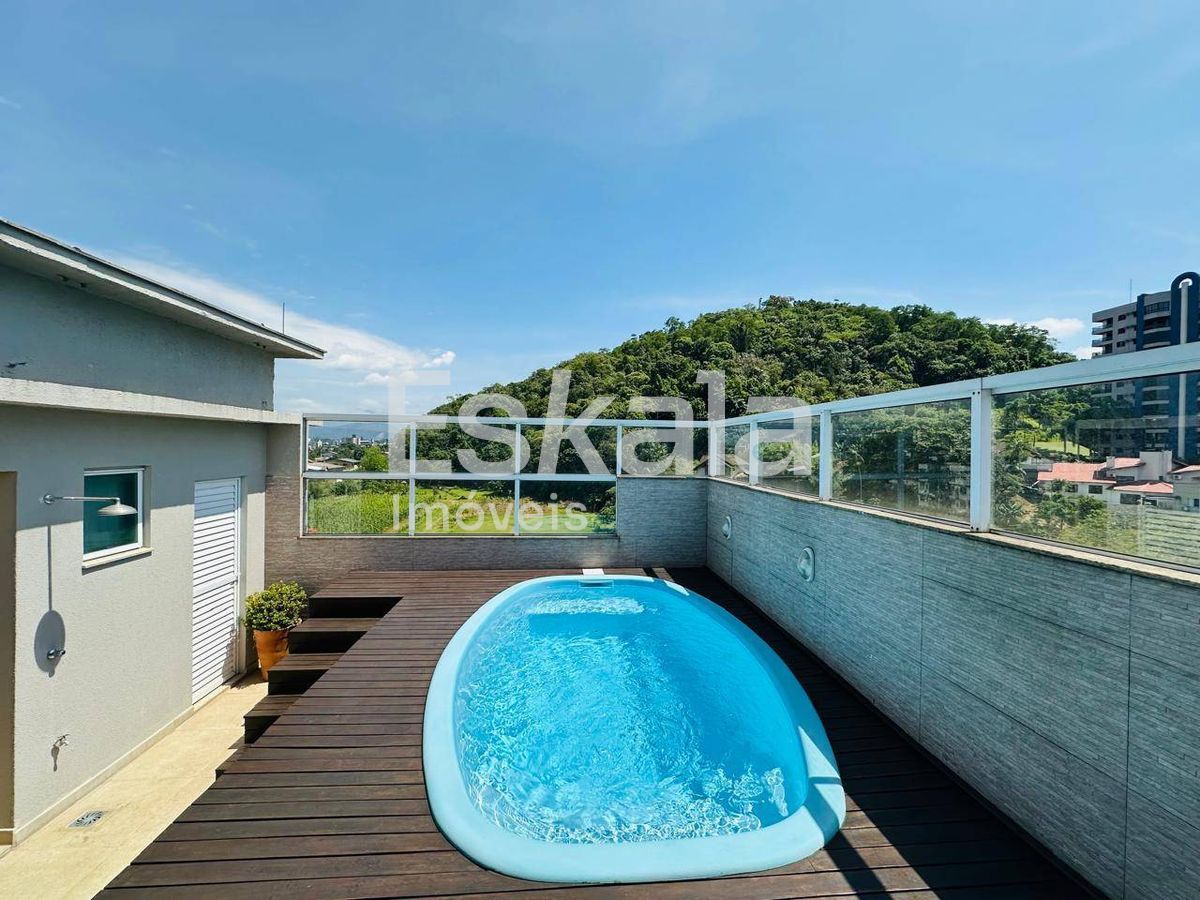Apartamento porteira fechada com 01 suíte+ 02 quartos centro - jaraguá do sul