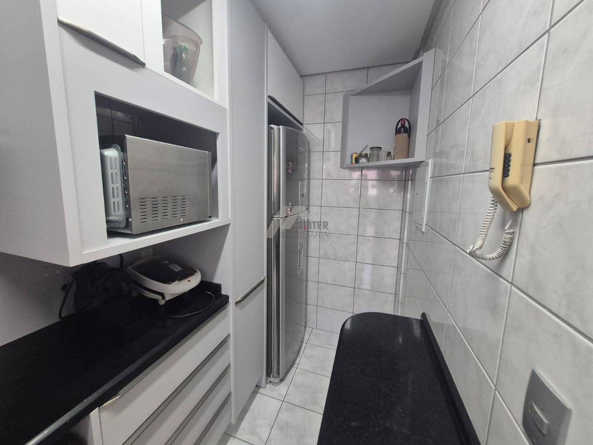 Apartamento com 2 Dormitórios Semimobiliado para Locação no Itacurubi