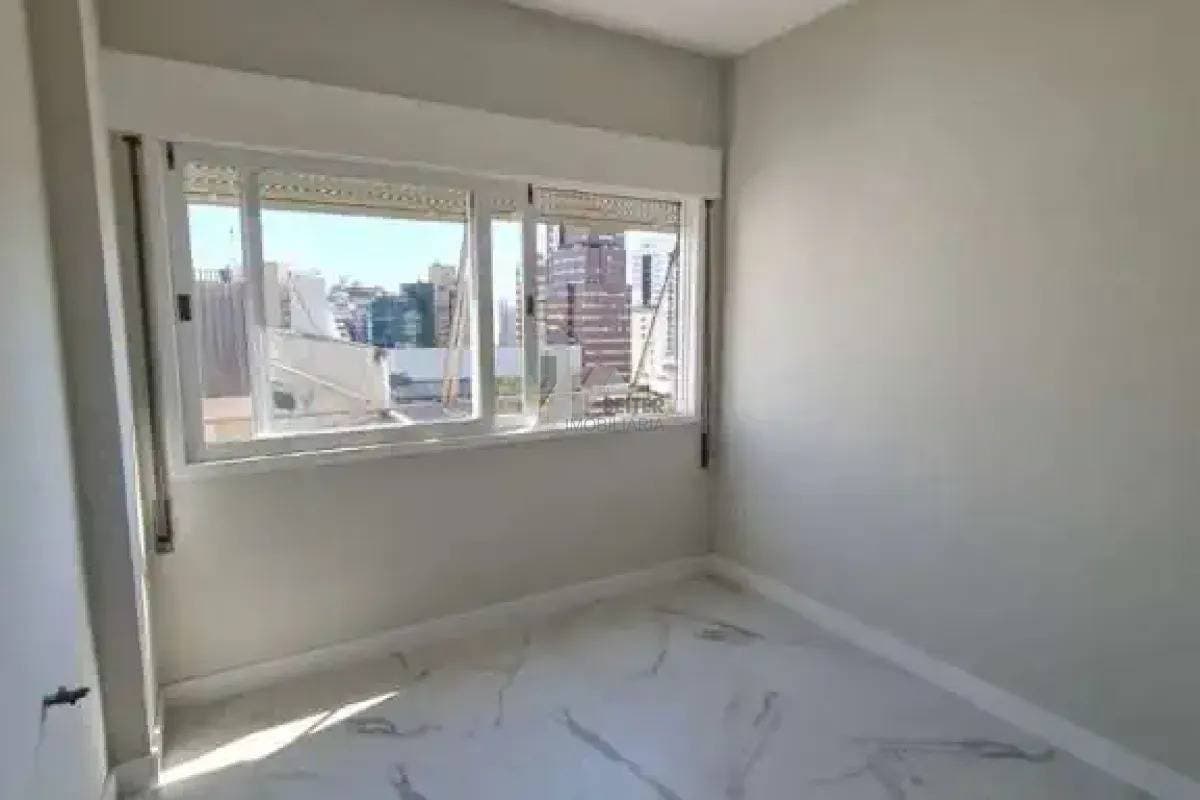 Apartamento 4 dormitórios suite venda Centro Florianópolis