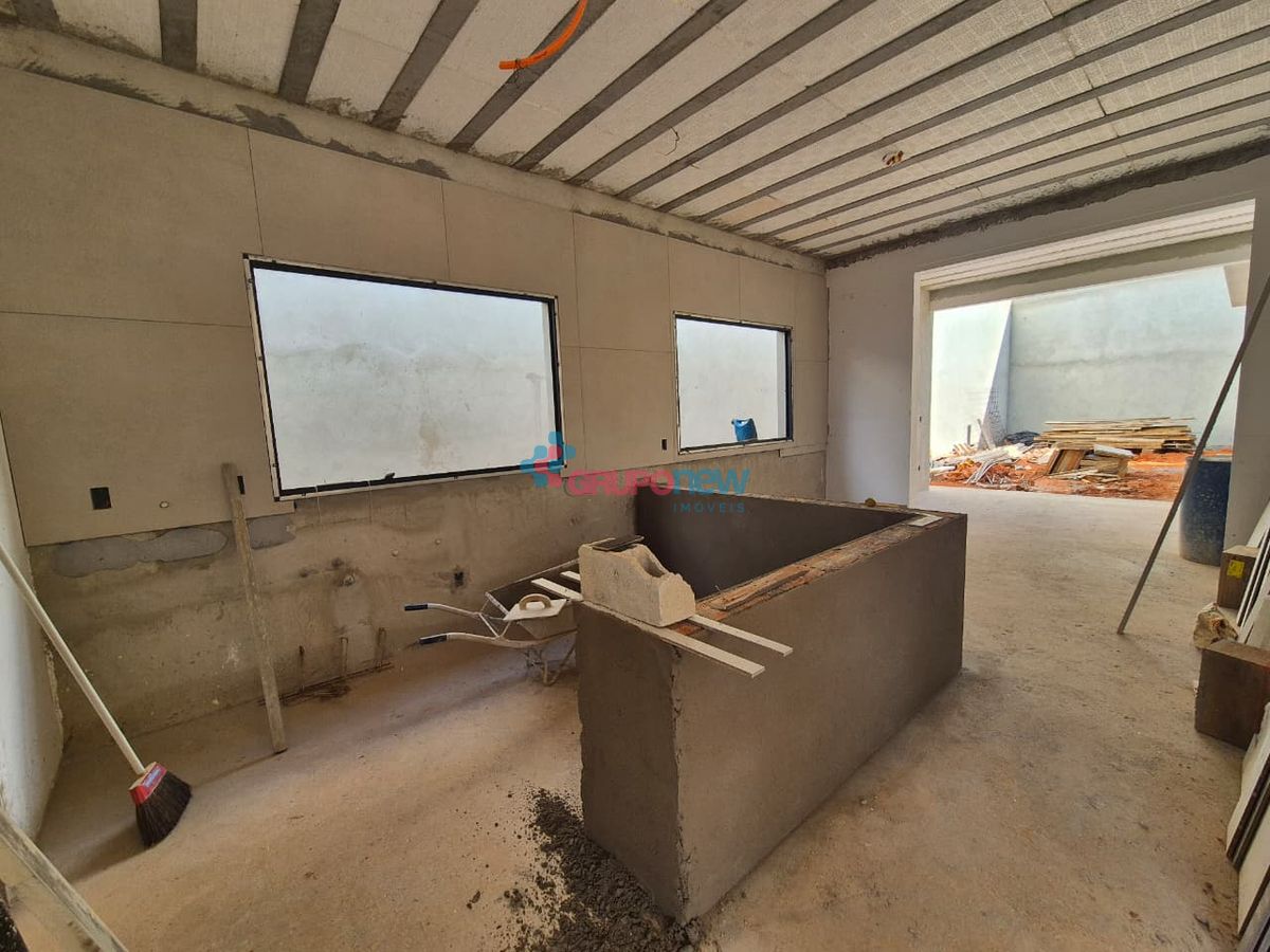 Casa com 3 quartos à Venda, Bela Emília - Lagoa Santa