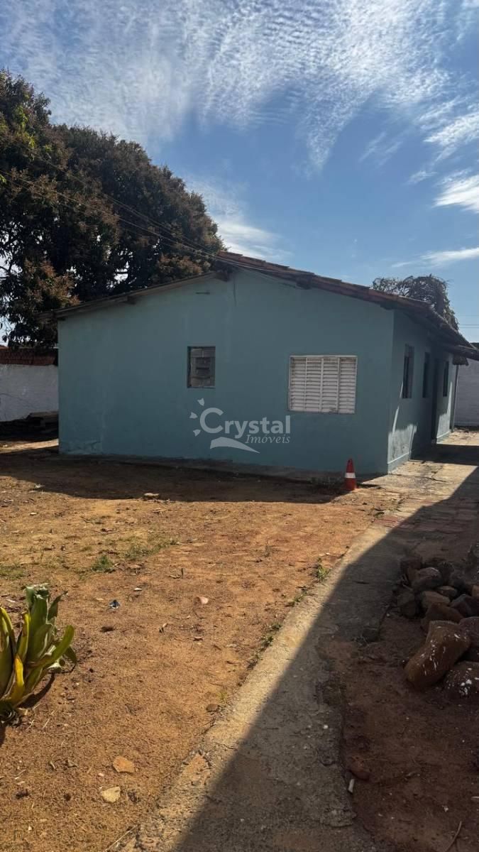 Chácara à Venda com 2 Casas Conjugadas, Terreno de 750m² e Entrada para Carros no Bairro Paineiras - Avaré. Foto 2