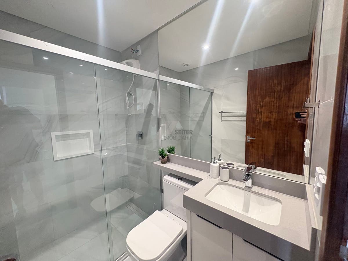 Casa nova a venda Florianopolis Itacorubi