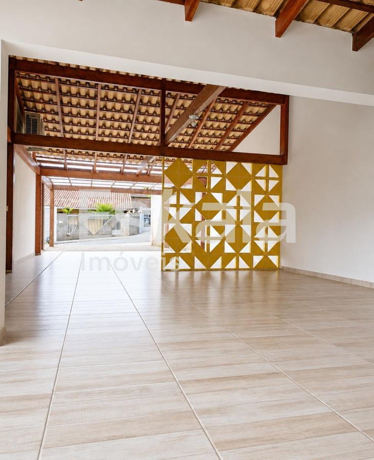 Casa Semimobiliada Com 02 Dormitórios Vila Lenzi - Jaraguá Do Sul