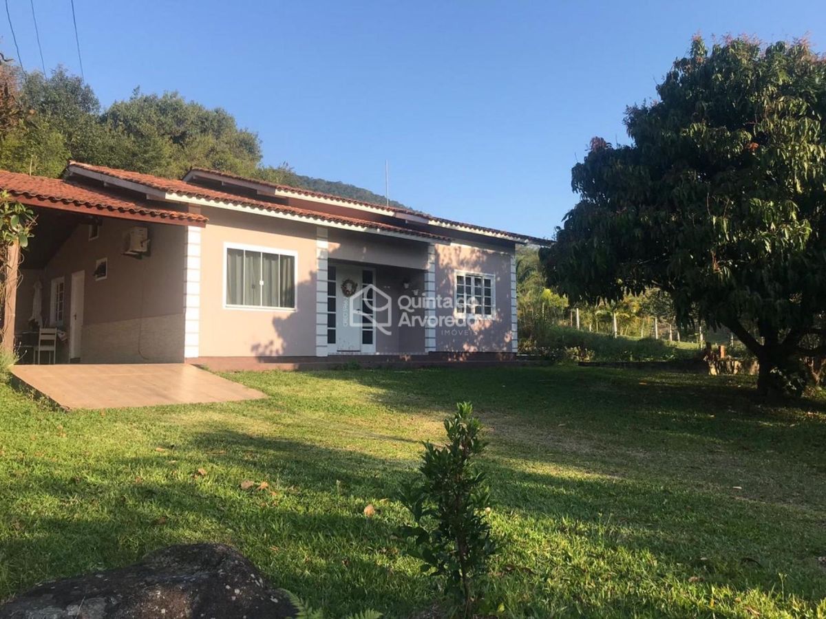 Casa Dona Lucinda - Casa em Governador Celso Ramos - à venda - Quinta do Arvoredo Imóveis