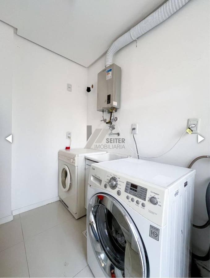 Apartamento com 2 quartos, Centro - Florianópolis
