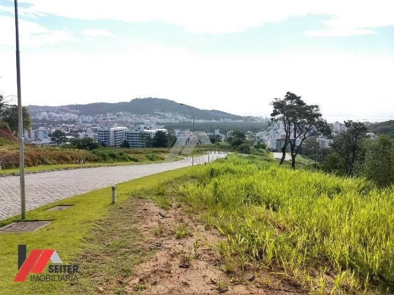 Terreno a Venda no Bairro Itacorubi em Florianópolis - foto 11