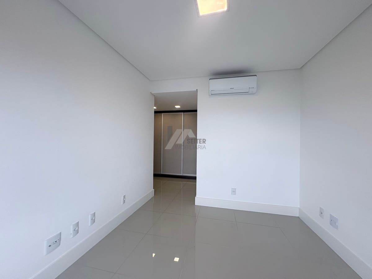 Apartamento 3 domitorios suite venda Florianopolis Agronomica