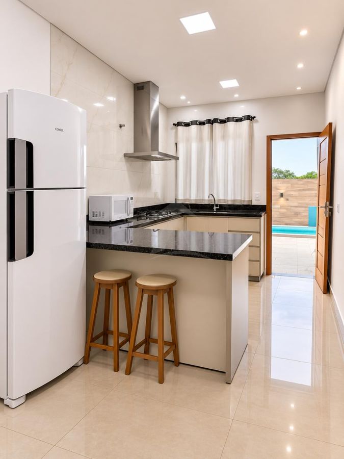 Casa mobiliada, 3 quartos,sendo1 suite com piscina, itapema do norte