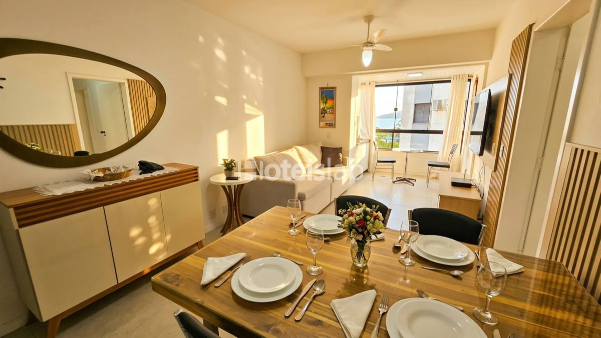 Lindo apartamento de 2 quartos localizado em Canasvieiras!