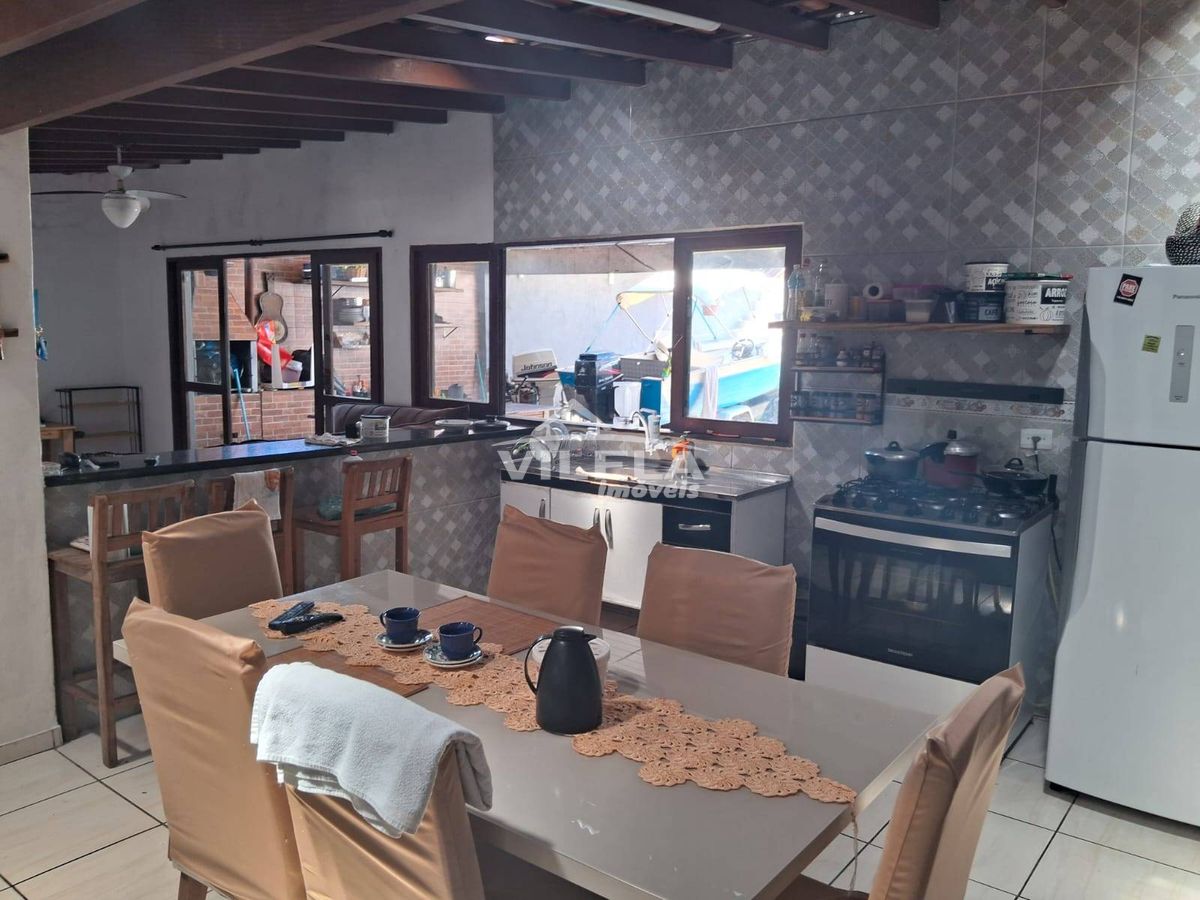 Oportunidade casa na avenida praia de caraguatatuba-sp